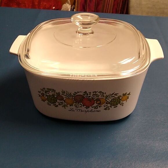 Corningware White Cookware with Glass Lid - Picture 2 of 12